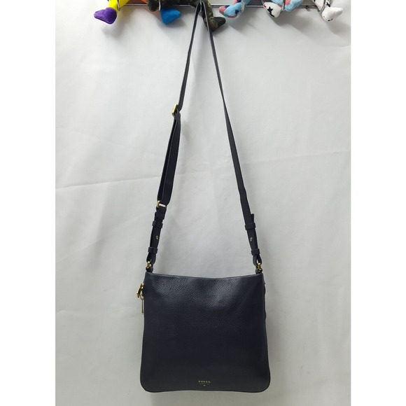 Fossil Black Pebbled Leather Zipper Expandable Crossbody Bag - Picture 3 of 16